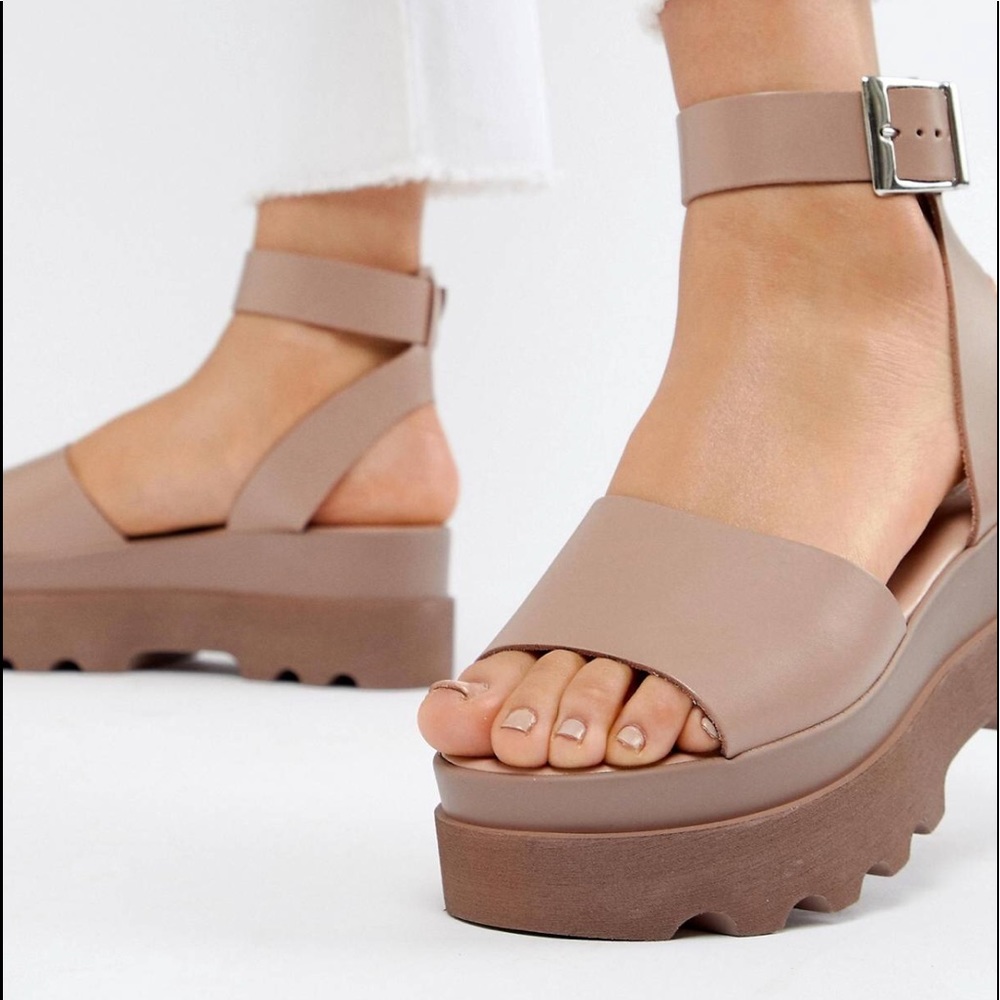 ASOS DESIGN Temple leather platform sandals